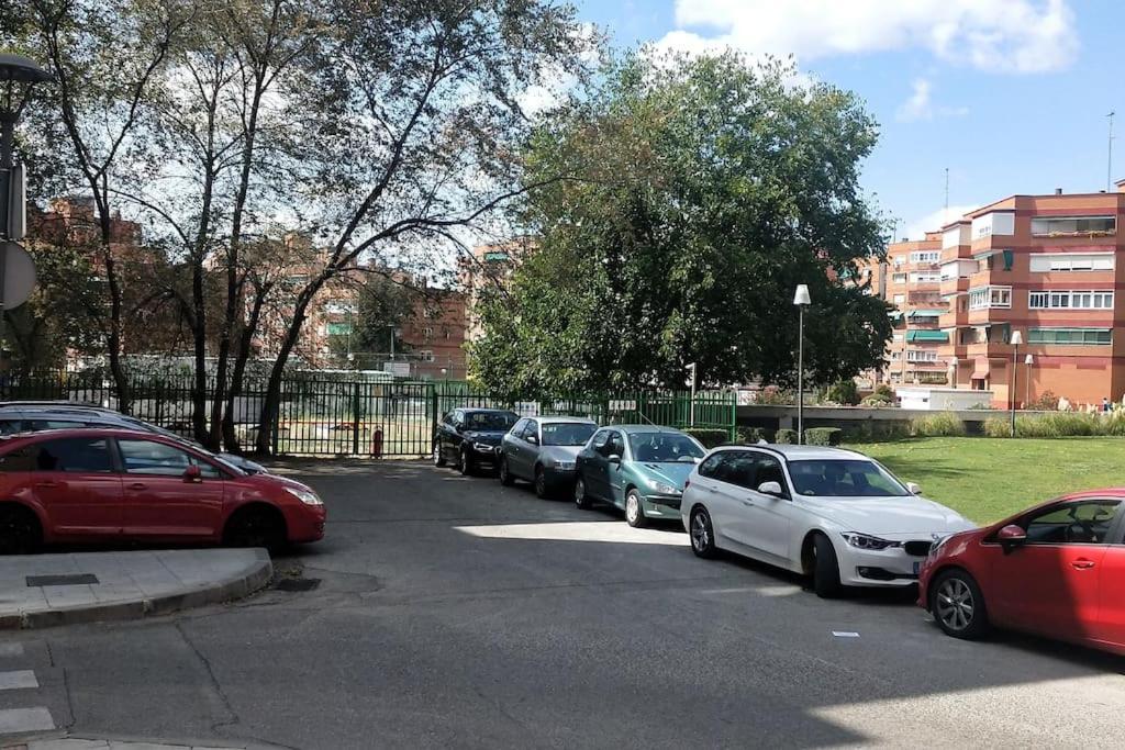 Palomar Mostoles Superhost Con Garaje 5 Pax Esterno foto